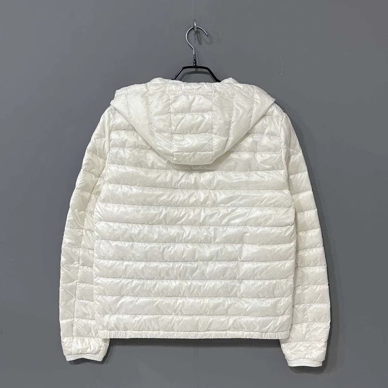 Moncler White Lightweight Down Jacket by Moncler Size XS / US 0-2 / IT 36-38 - 3 Thumbnail