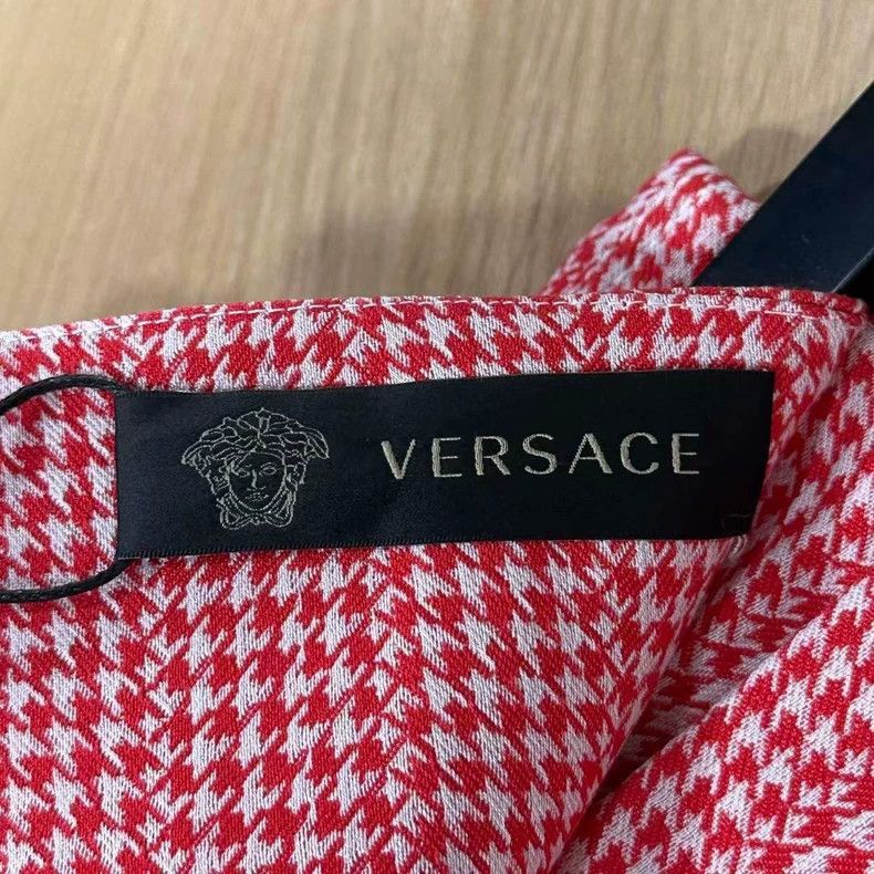 Versace Houndstooth Skirt by Gianni Versace Size 38" / US 16 / IT 52 - 4 Thumbnail