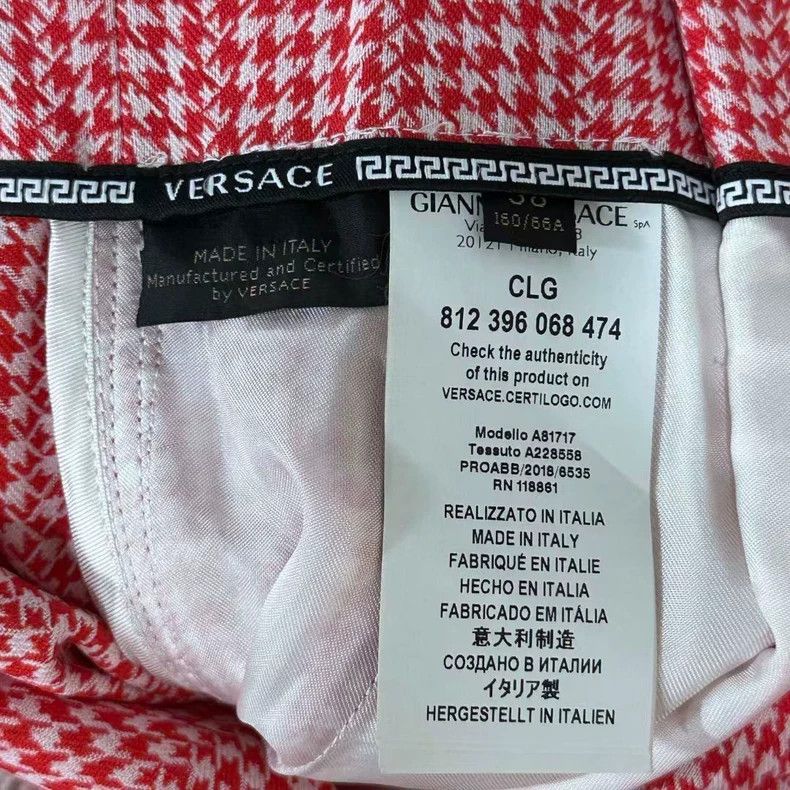 Versace Houndstooth Skirt by Gianni Versace Size 38" / US 16 / IT 52 - 6 Thumbnail