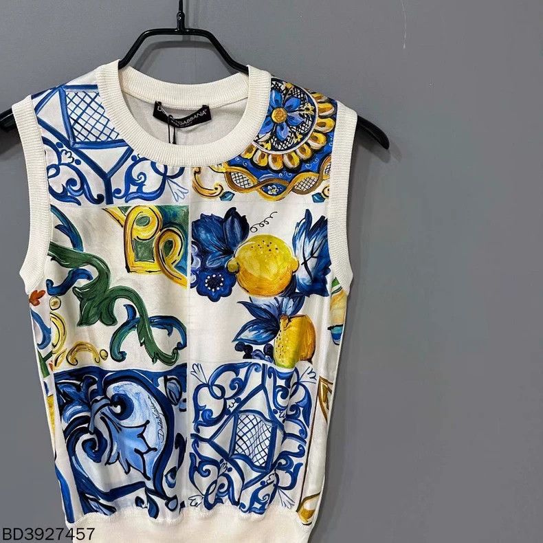 Dolce & Gabbana Printed Silk Sleeveless Top by Dolce & Gabbana Size S / US 4 / IT 40 - 2 Thumbnail
