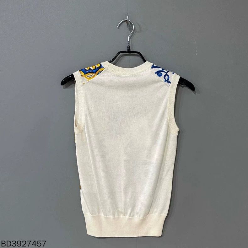 Dolce & Gabbana Printed Silk Sleeveless Top by Dolce & Gabbana Size S / US 4 / IT 40 - 3 Thumbnail