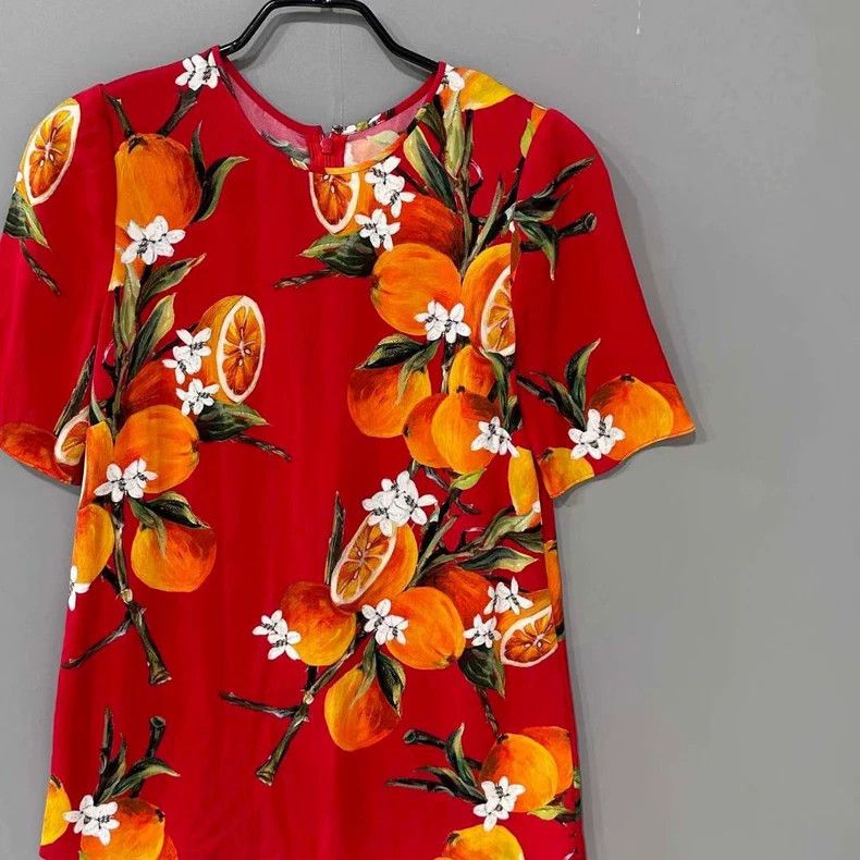 Dolce & Gabbana Lemon Print Silk Top by Dolce & Gabbana Size M / US 6-8 / IT 42-44 - 2 Thumbnail