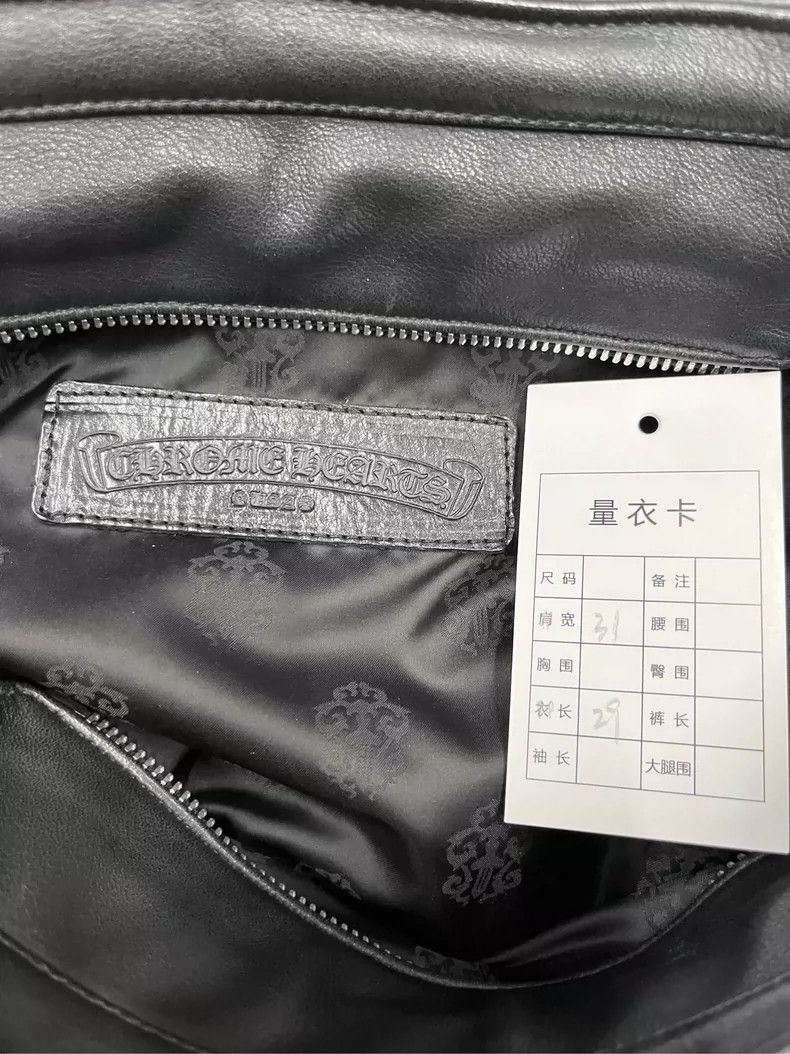 Chrome Hearts Chrome Hearts Black Leather Handbag with Silver Buckle Size ONE SIZE - 9 Thumbnail