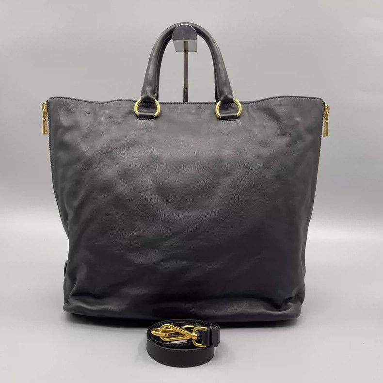 Prada Prada Black Leather Shoulder Handbag Size ONE SIZE - 2 Thumbnail