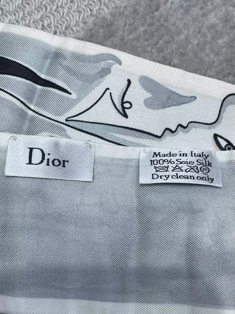 Dior Dior Silk Scarf with Unique Design Size ONE SIZE - 6 Thumbnail