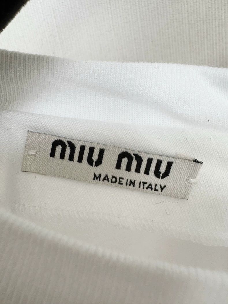 Prada Miumiu Long Sleeve Shirt with Beaded Neckline Size M / US 6-8 / IT 42-44 - 2 Thumbnail