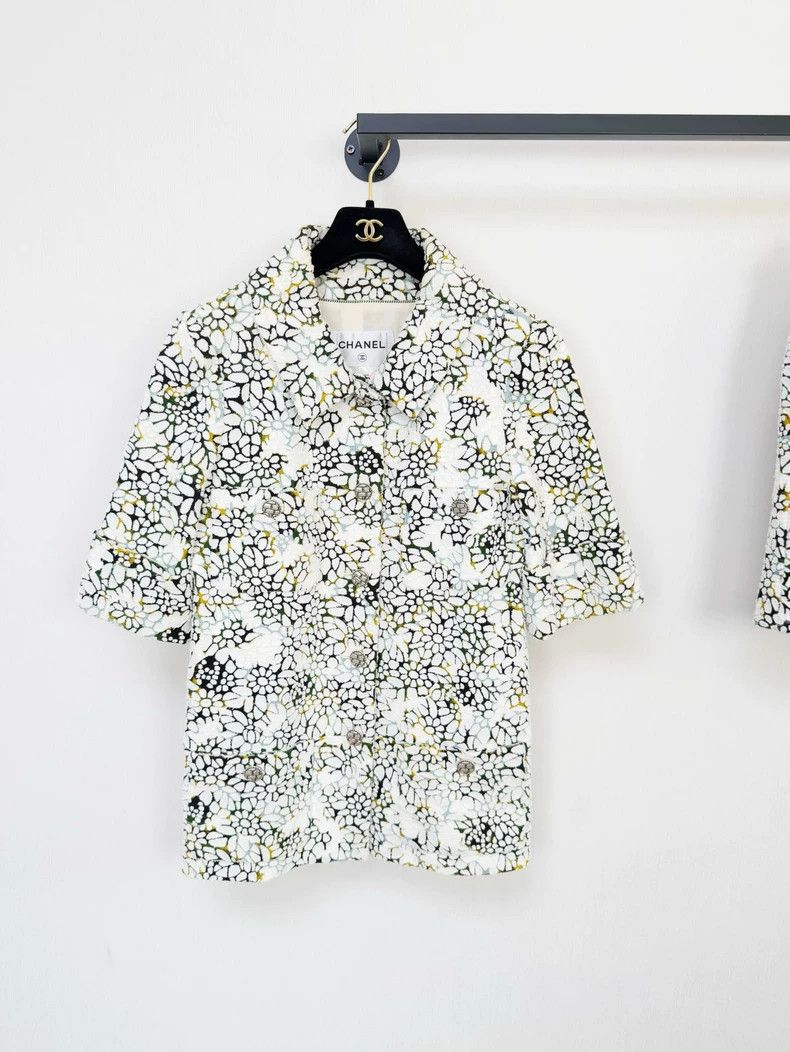 Chanel Chanel Floral Jacket and Shorts Set Size M / US 6-8 / IT 42-44 - 2 Thumbnail