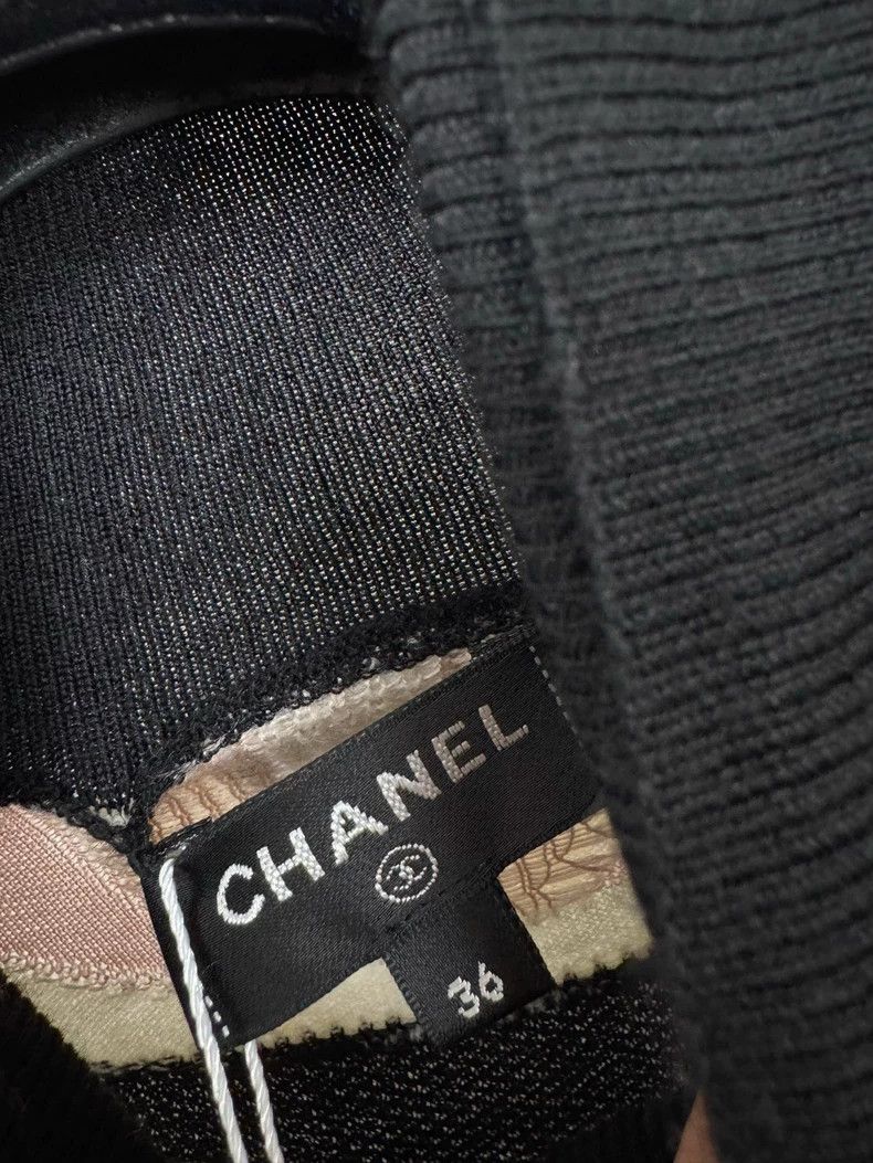 Chanel Chanel Logo High Neck Sweater, Size 36 Size S / US 4 / IT 40 - 2 Thumbnail