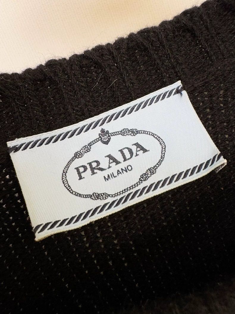 Prada PRADA Fishbone Pattern Wool Cashmere Sweater Size M / US 6-8 / IT 42-44 - 2 Thumbnail
