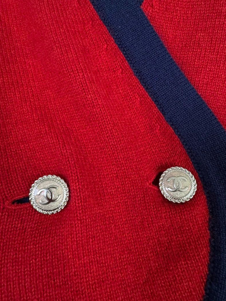 Chanel Chanel Red Cardigan with Blue Trim Size XS / US 0-2 / IT 36-38 - 3 Thumbnail