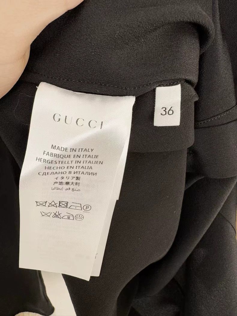Gucci Gucci Silk Pearl Button Shirt Size XS / US 0-2 / IT 36-38 - 4 Thumbnail