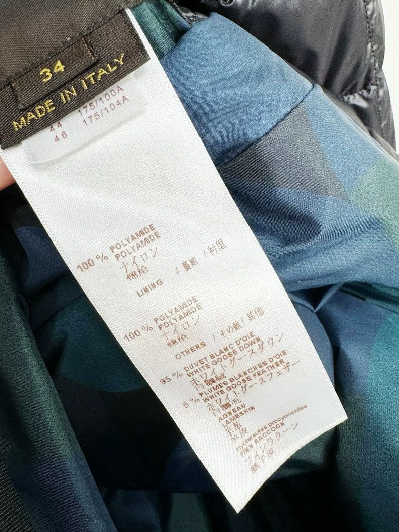 Louis Vuitton Louis Vuitton Reversible Down Jacket with Fur Size XS / US 0-2 / IT 36-38 - 7 Thumbnail