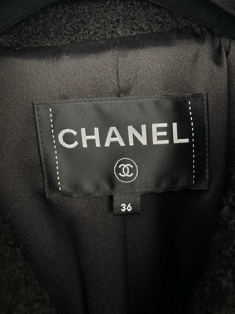 Chanel Chanel Double-Breasted Wool Coat in Black Size S / US 4 / IT 40 - 3 Thumbnail