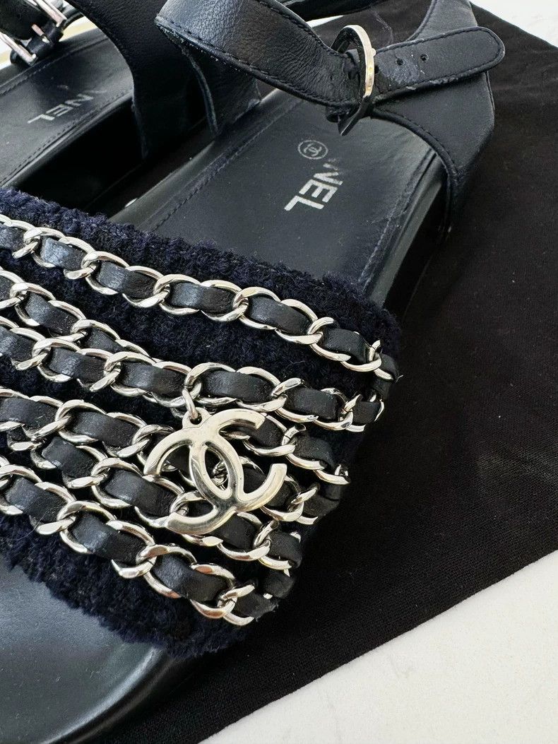 Chanel Chanel Chain Sandals Size 36 Authentic Size US 6 / IT 36 - 2 Thumbnail