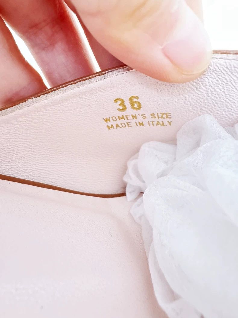 Roger Vivier Roger Vivier RV Buckle Slide Sandals Size 36 Size US 6 / IT 36 - 5 Thumbnail