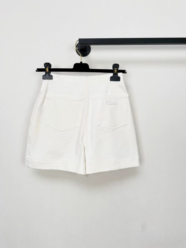 Fendi Fendi New White Shorts with Tag Size 36" / US 14 / IT 50 - 7 Thumbnail