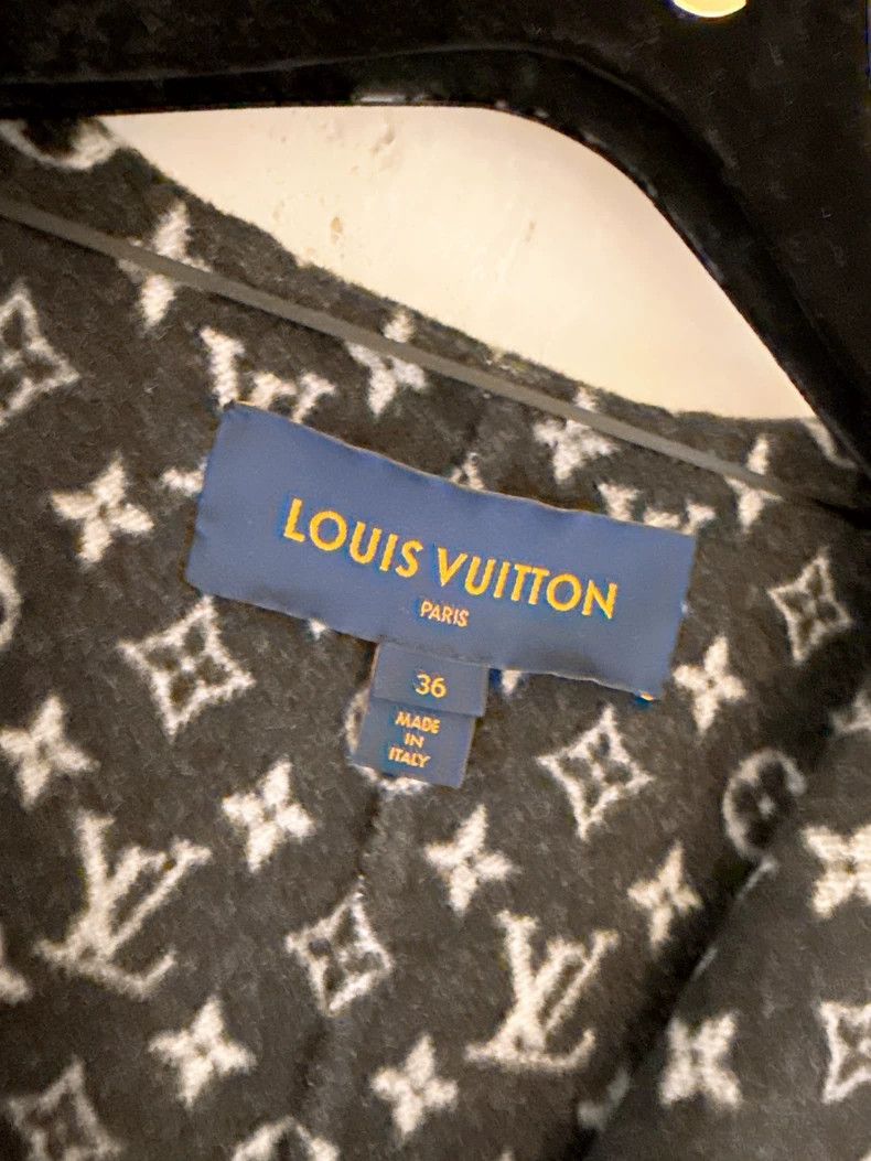 Louis Vuitton Louis Vuitton Black and White Bathrobe Coat - dmc Size US S / EU 44-46 / 1 - 8 Thumbnail