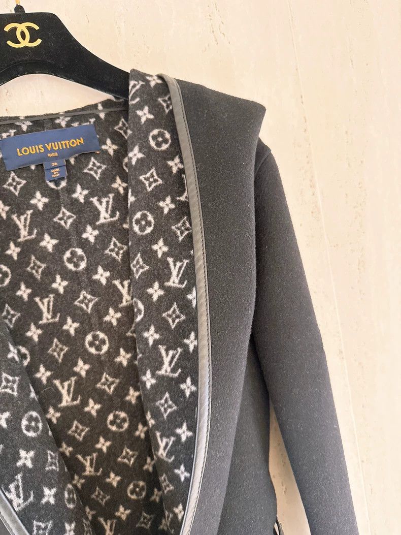 Louis Vuitton Louis Vuitton Black and White Bathrobe Coat - dmc Size US S / EU 44-46 / 1 - 3 Thumbnail