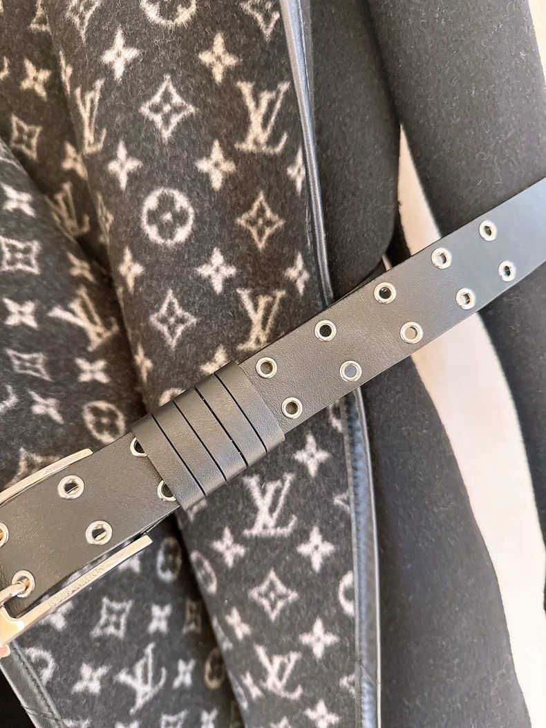 Louis Vuitton Louis Vuitton Black and White Bathrobe Coat - dmc Size US S / EU 44-46 / 1 - 7 Thumbnail