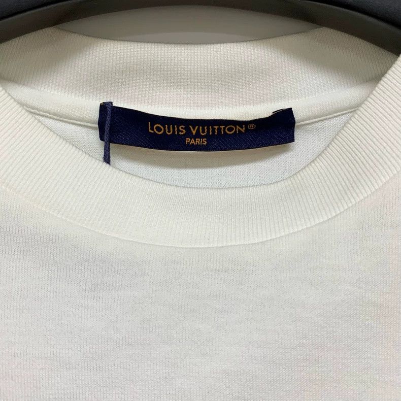 Louis Vuitton LV Logo Short Sleeve T-Shirt - dmc Size US S / EU 44-46 / 1 - 3 Thumbnail