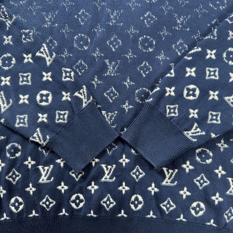 Louis Vuitton Blue Gradient Knit Sweater with Pattern - dmc Size US M / EU 48-50 / 2 - 4 Thumbnail