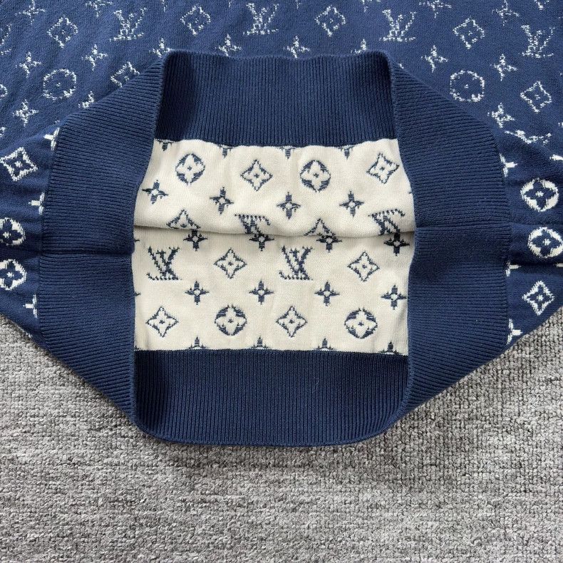 Louis Vuitton Blue Gradient Knit Sweater with Pattern - dmc Size US M / EU 48-50 / 2 - 3 Thumbnail