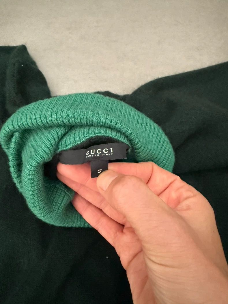 Gucci Gucci Green Cashmere V-Neck Sweater - dmc Size US S / EU 44-46 / 1 - 6 Thumbnail