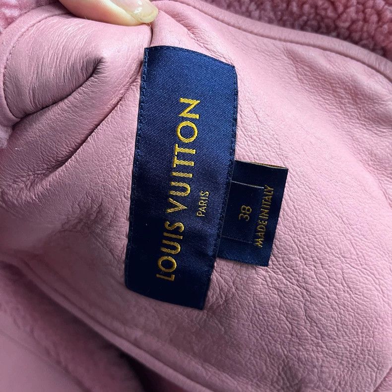 Louis Vuitton Pink Shearling Coat from Louis Vuitton - dmc Size US S / EU 44-46 / 1 - 4 Thumbnail