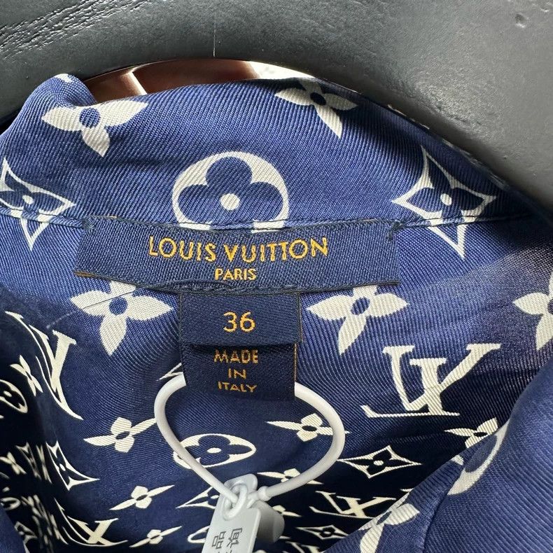 Louis Vuitton Louis Vuitton Deep Blue Long Sleeve Shirt - dmc Size US S / EU 44-46 / 1 - 3 Thumbnail