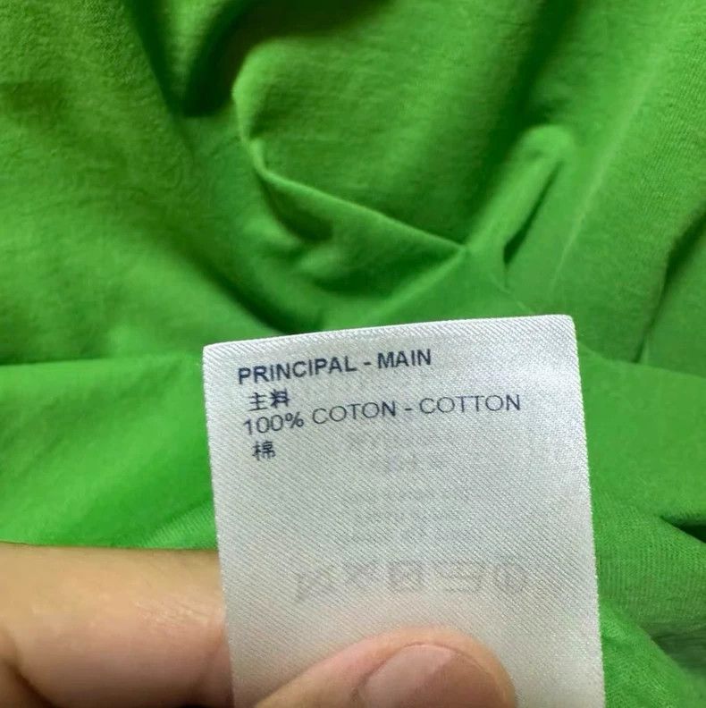 Louis Vuitton LV Embossed Short Sleeve T-Shirt - dmc Size US S / EU 44-46 / 1 - 5 Thumbnail