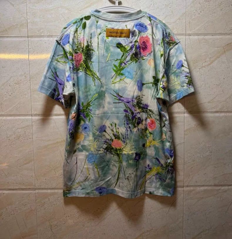 Louis Vuitton LV Short Sleeve Floral Embroidery T-Shirt - dmc Size US S / EU 44-46 / 1 - 6 Thumbnail