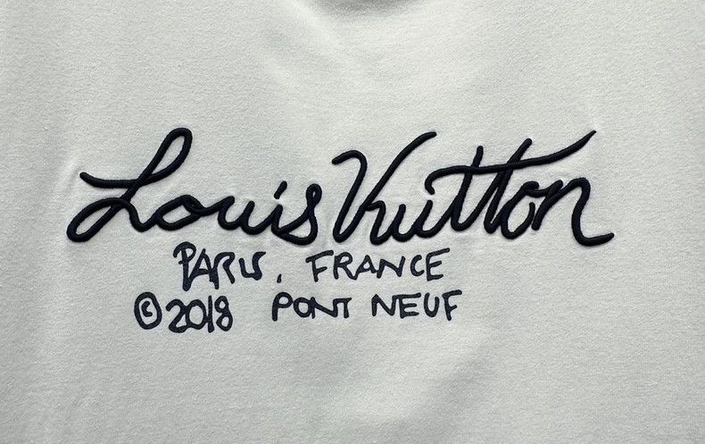 Louis Vuitton Louis Vuitton White Short Sleeve Embroidered Tee - dmc Size US S / EU 44-46 / 1 - 5 Thumbnail