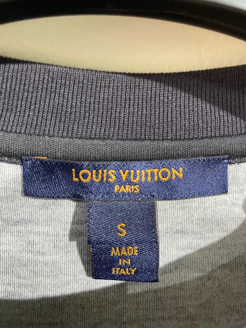 Louis Vuitton Louis Vuitton Short Sleeve T-Shirt Black - dmc Size US S / EU 44-46 / 1 - 3 Thumbnail