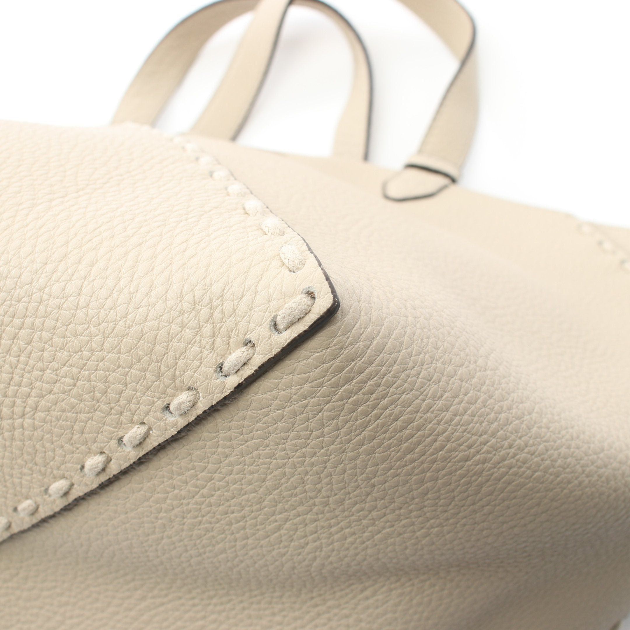 Fendi Fendi Selleria Diagonal Small Handbag Tote Bag Leather Light Beige Size ONE SIZE - 5 Thumbnail