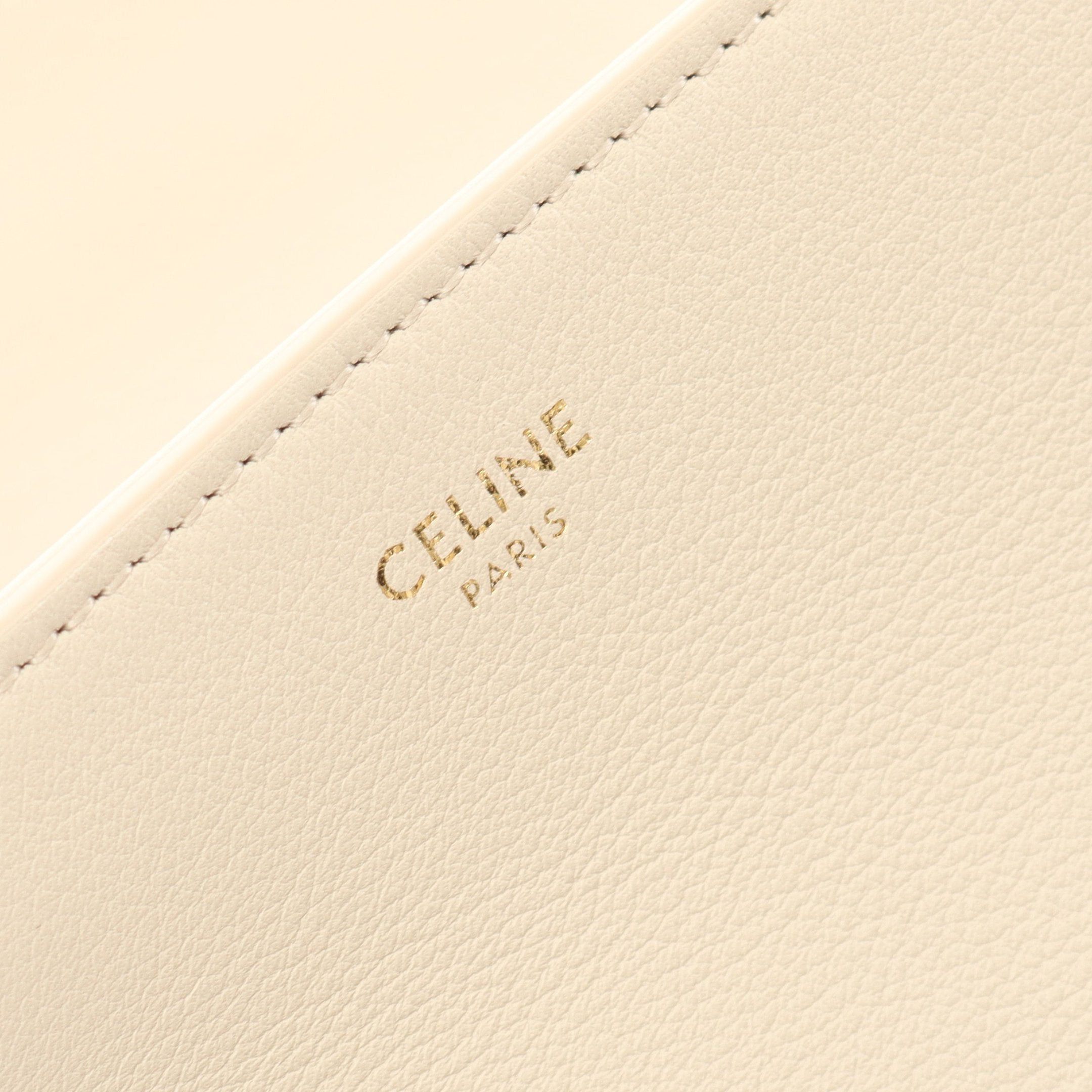 Celine Celine Victor Medium Double Chain Shoulder Bag Leather Beige Size ONE SIZE - 4 Thumbnail