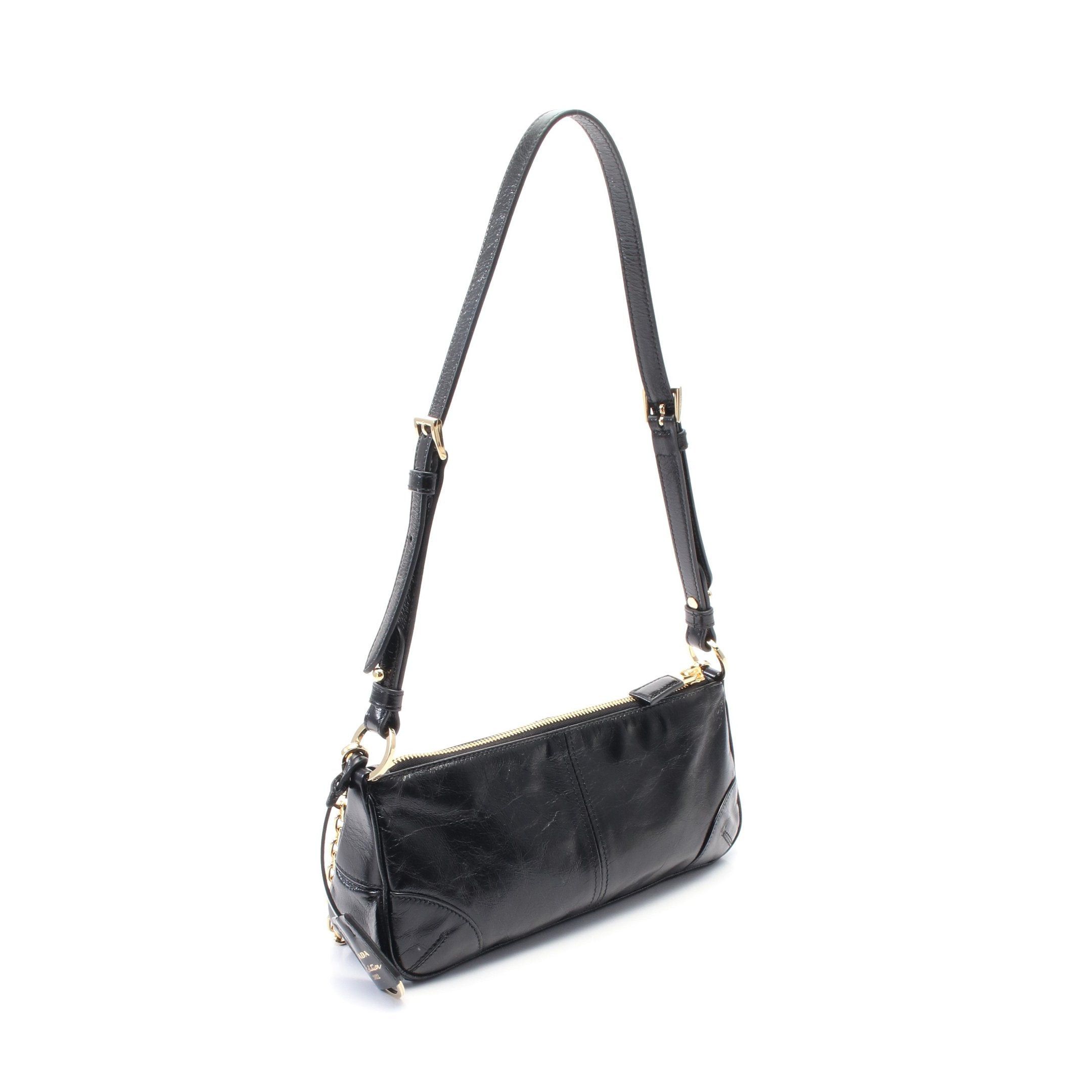 Prada Prada Re-Edition 2002 Medium Shoulder Bag Leather Black Size ONE SIZE - 2 Thumbnail