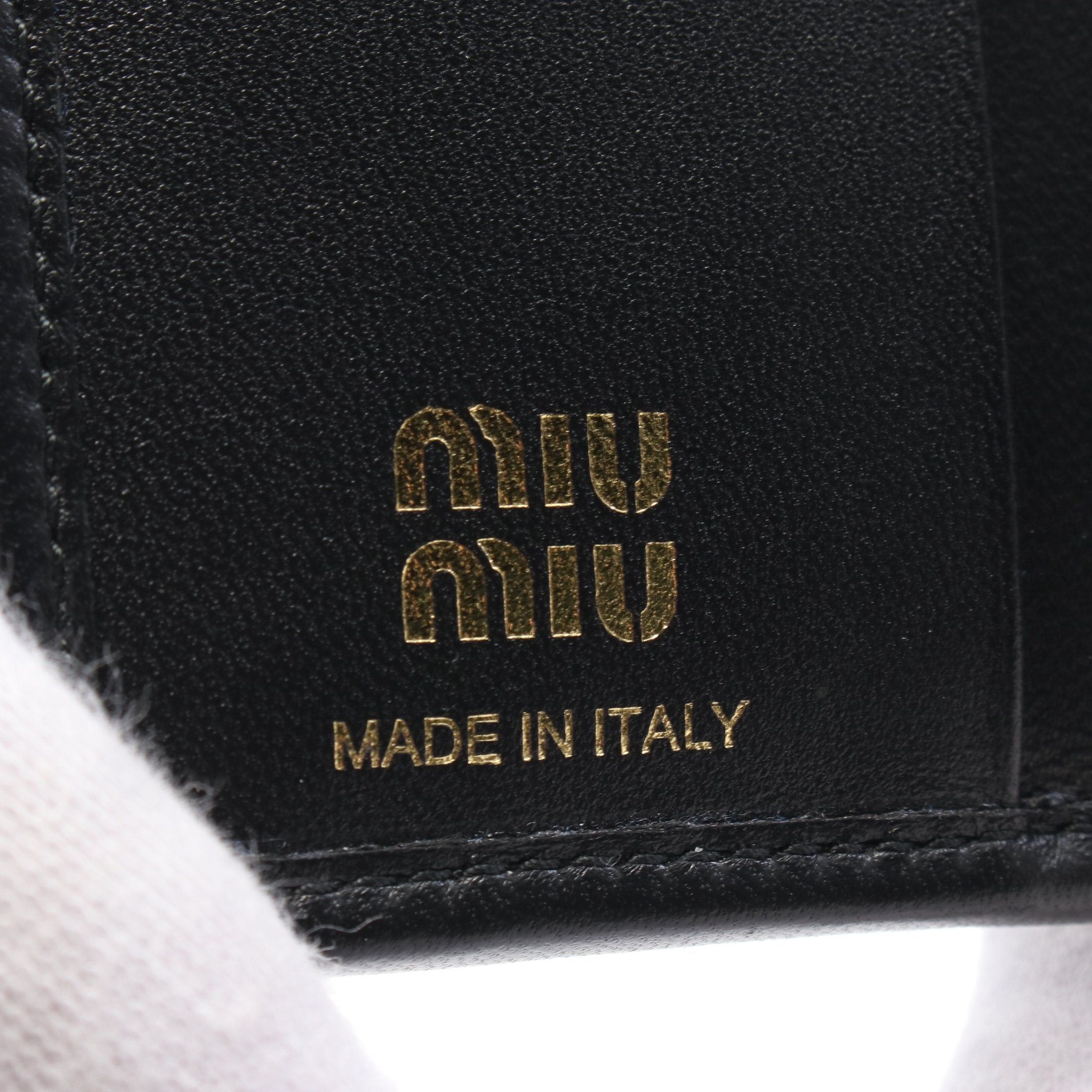Miu Miu Miu Miu Matelasse Bi-Fold Wallet Leather Black Size ONE SIZE - 4 Thumbnail