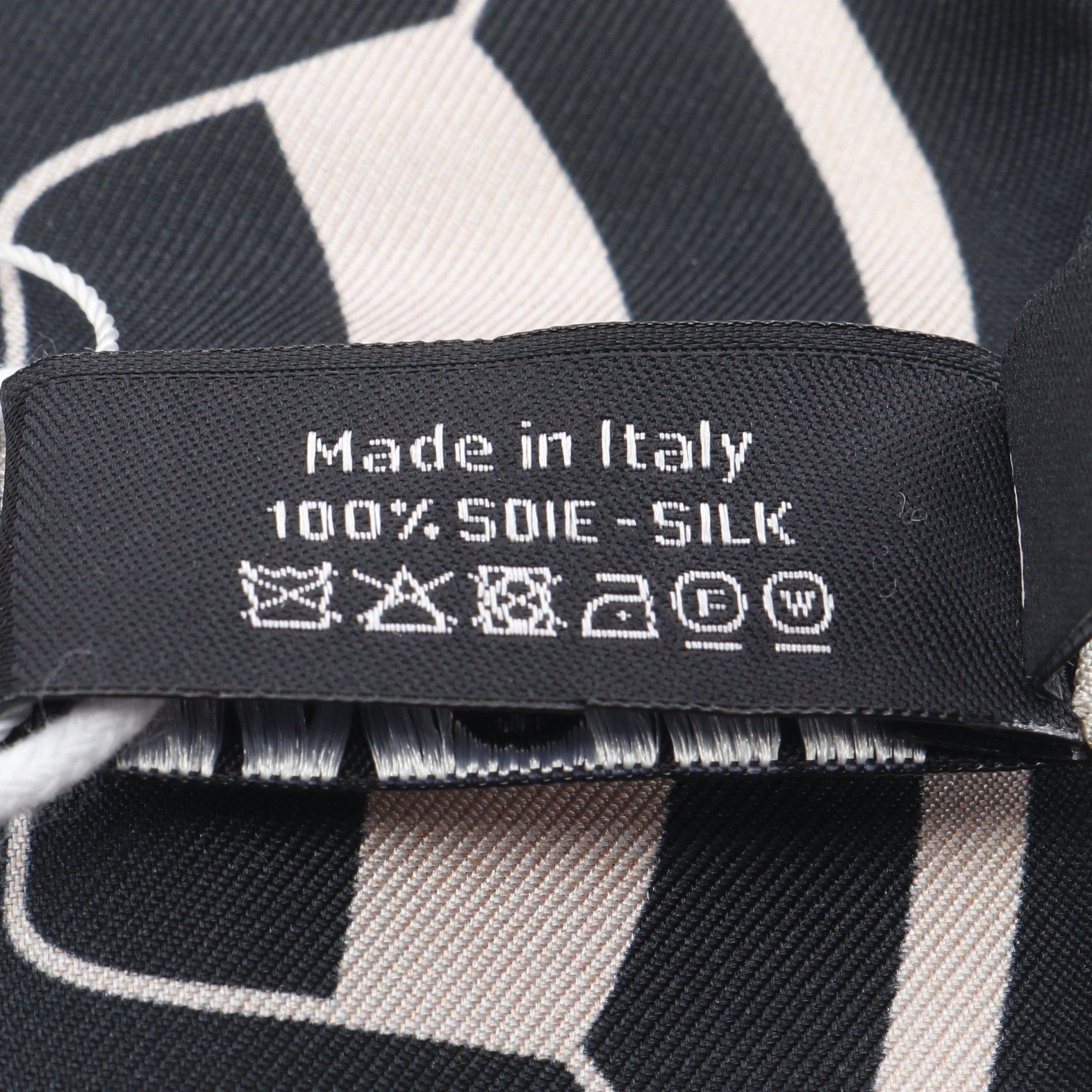 Chanel Chanel 31 Rue Cambon Icon Ribbon Scarf Silk Black Ivory Size ONE SIZE - 3 Thumbnail