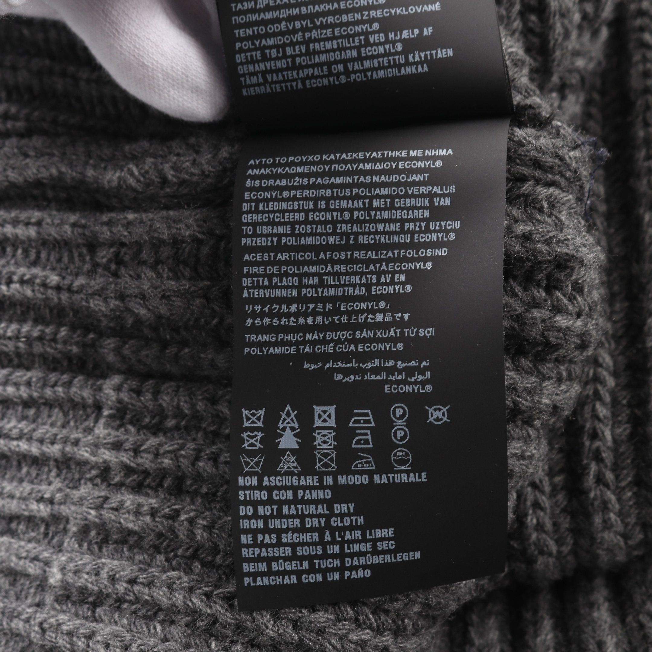 Prada Prada Re-Nylon Knit Wool Cashmere Nylon Gray Black Color-Block Size ONE SIZE - 6 Thumbnail