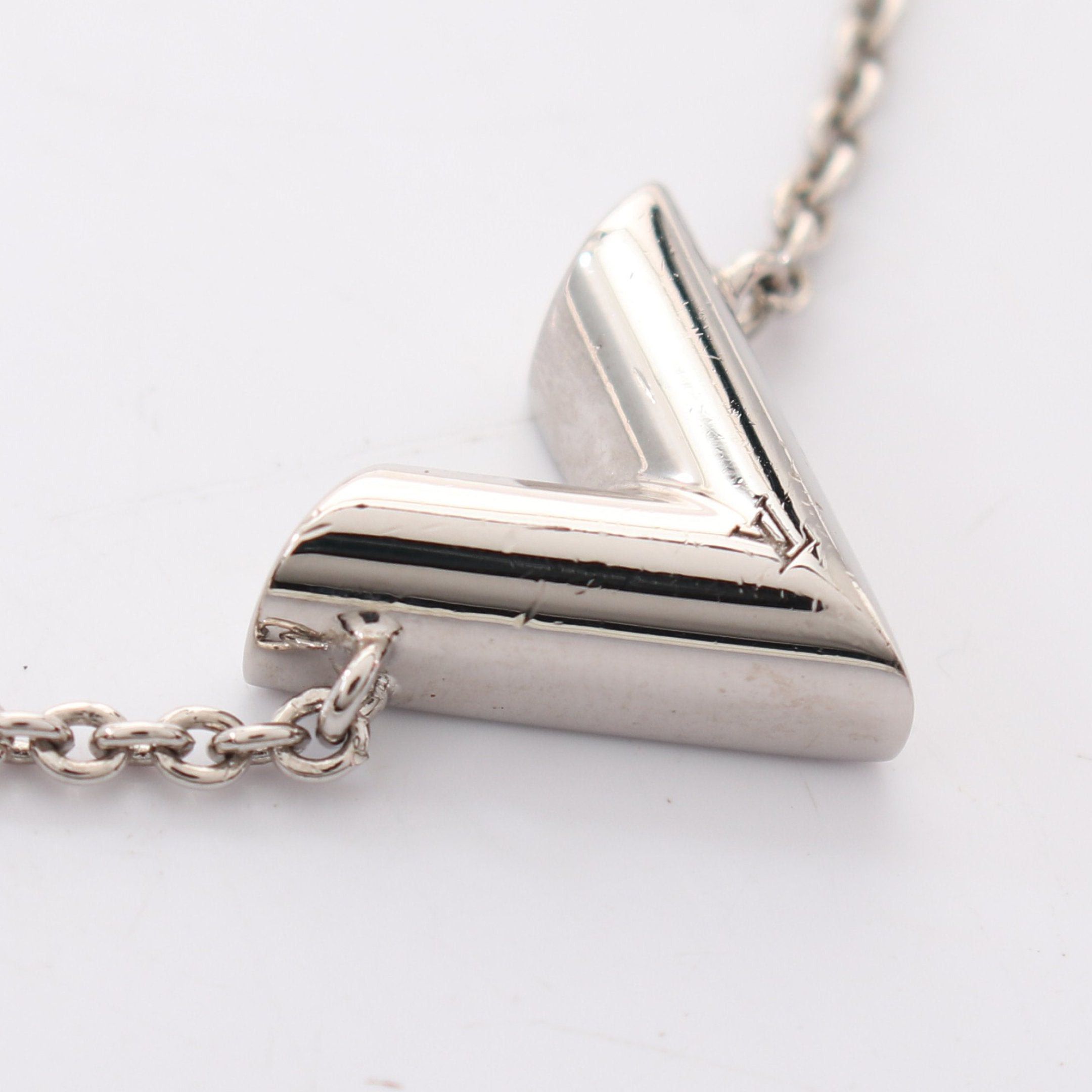 Louis Vuitton Louis Vuitton Essential V Bracelet Silver Size ONE SIZE - 8 Thumbnail