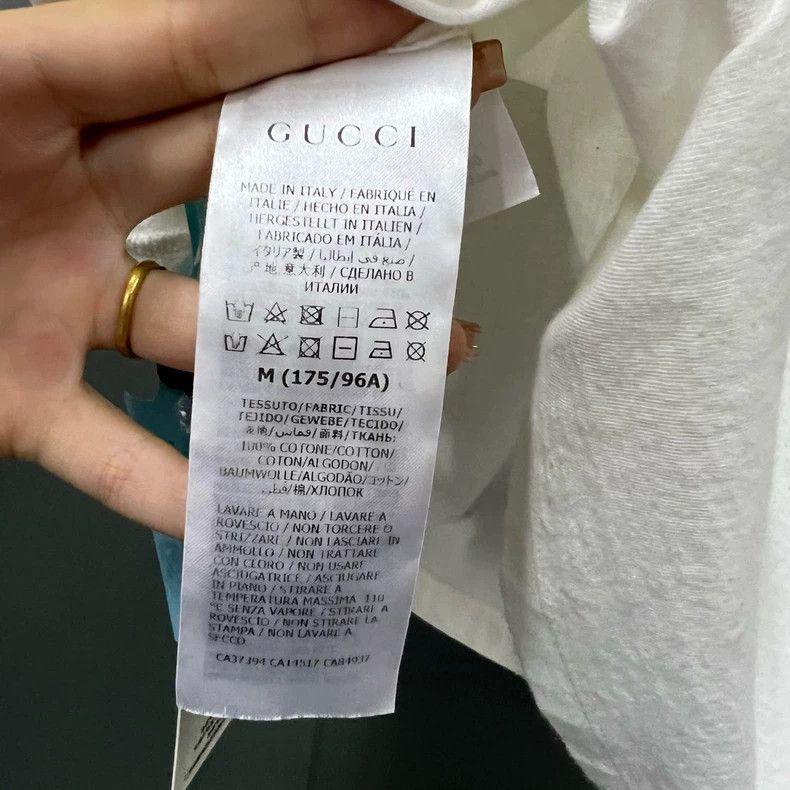 Gucci Gucci Impoten Short Sleeve T-Shirt M Size - dmc Size US M / EU 48-50 / 2 - 5 Thumbnail
