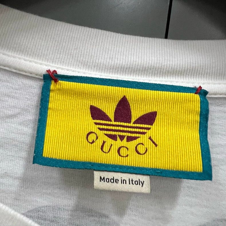 Gucci Gucci x Adidas Long Sleeve Logo Shirt - dmc Size US L / EU 52-54 / 3 - 4 Thumbnail