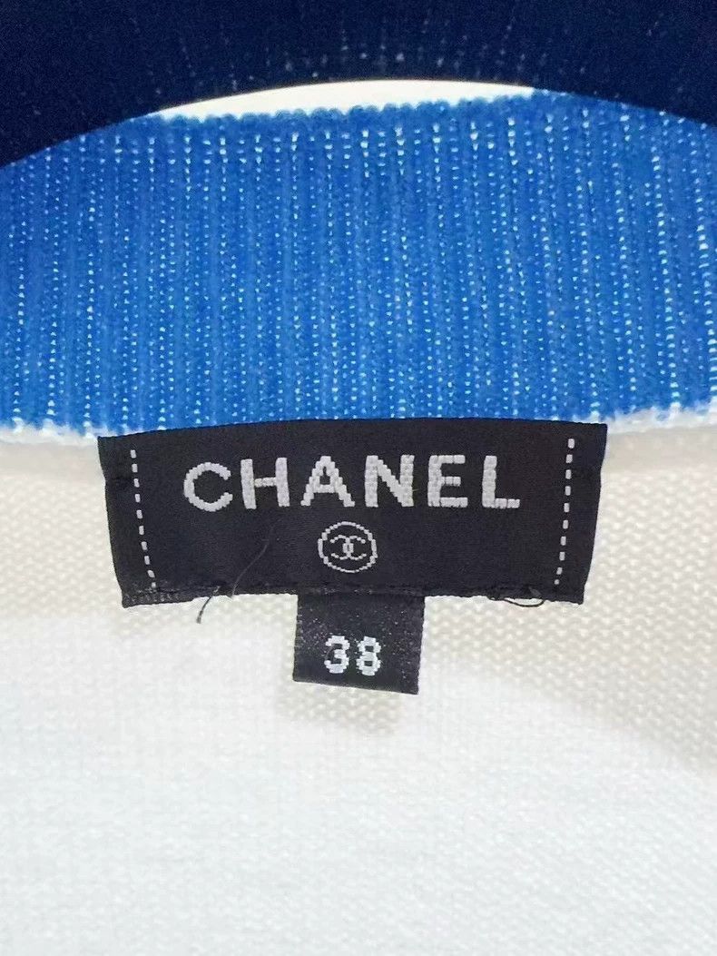 Chanel Chanel 19s Beach Series Cardigan with Logo - dmc Size US M / EU 48-50 / 2 - 4 Thumbnail