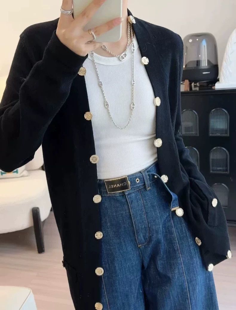 Chanel Black Cashmere Cardigan with Gold Buttons - dmc