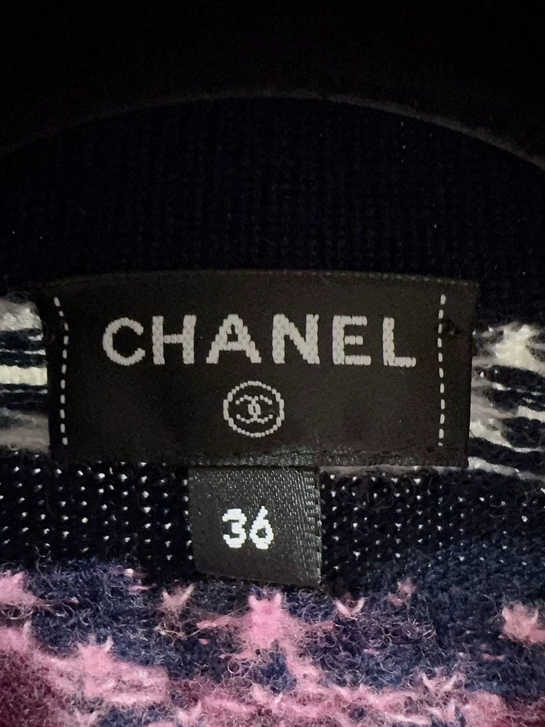 Chanel Chanel Logo Cardigan in Cashmere and Silk - dmc Size US M / EU 48-50 / 2 - 2 Thumbnail