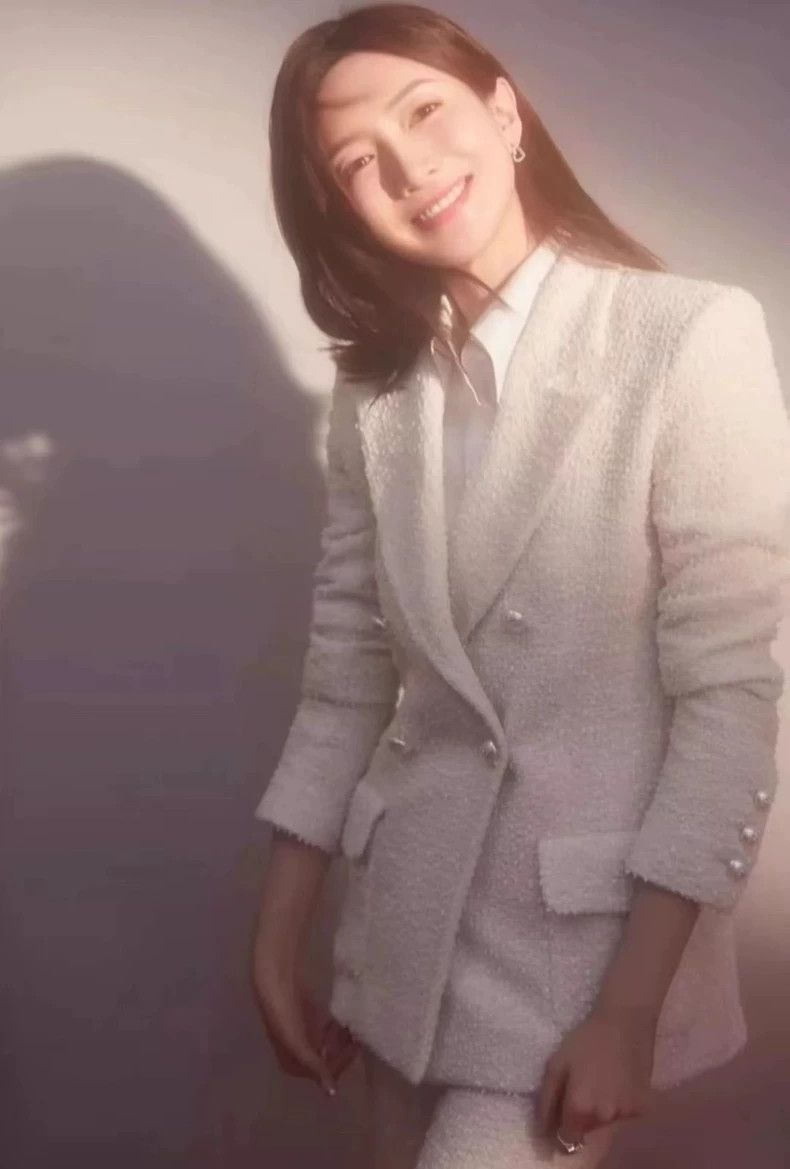 Chanel Chanel Pearl Button Jacket from Cruise Collection - dmc Size US S / EU 44-46 / 1 - 7 Thumbnail
