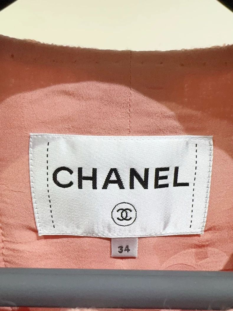 Chanel Chanel Four-Pocket Jacket in Salmon Color - dmc Size US XS / EU 42 / 0 - 3 Thumbnail