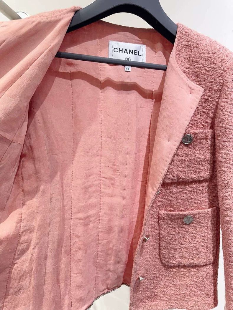 Chanel Chanel Four-Pocket Jacket in Salmon Color - dmc Size US XS / EU 42 / 0 - 5 Thumbnail