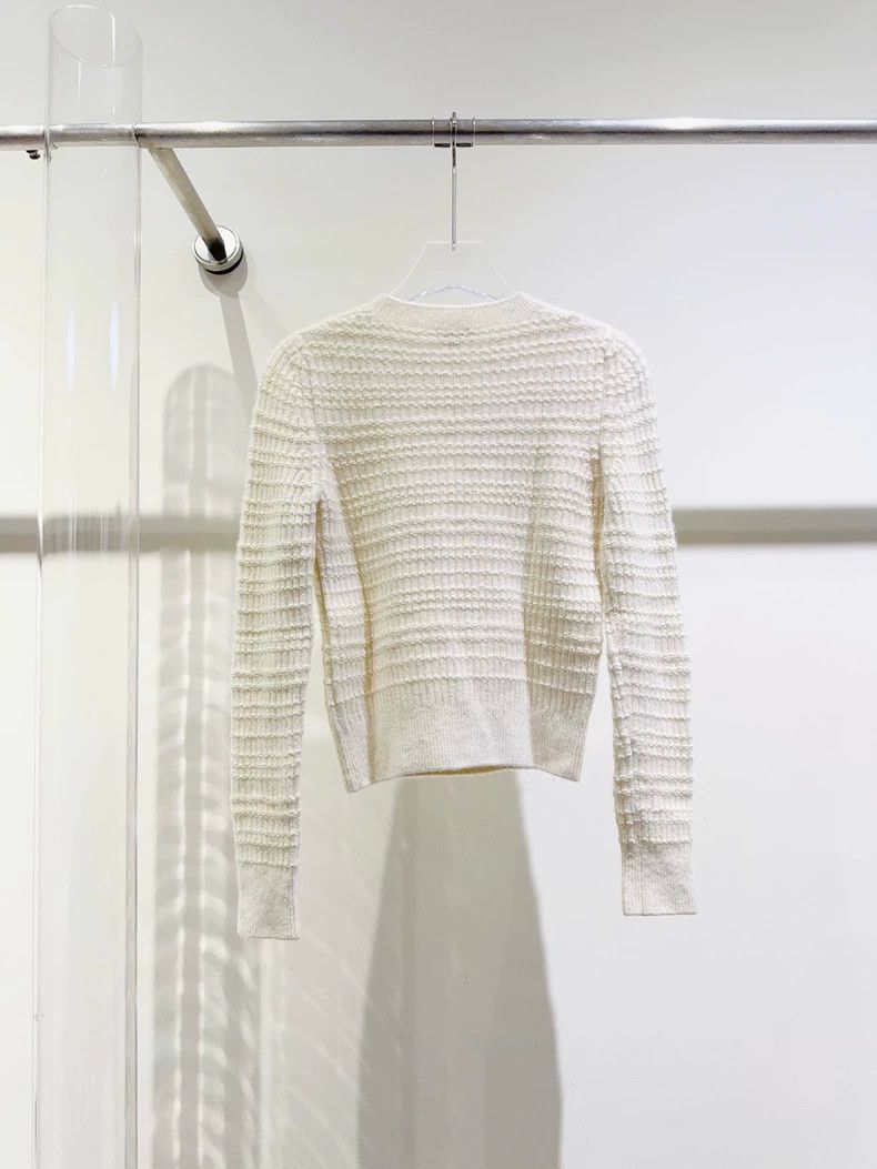 Chanel Chanel Sweater with Floral Embroidery Design - dmc Size US S / EU 44-46 / 1 - 5 Thumbnail