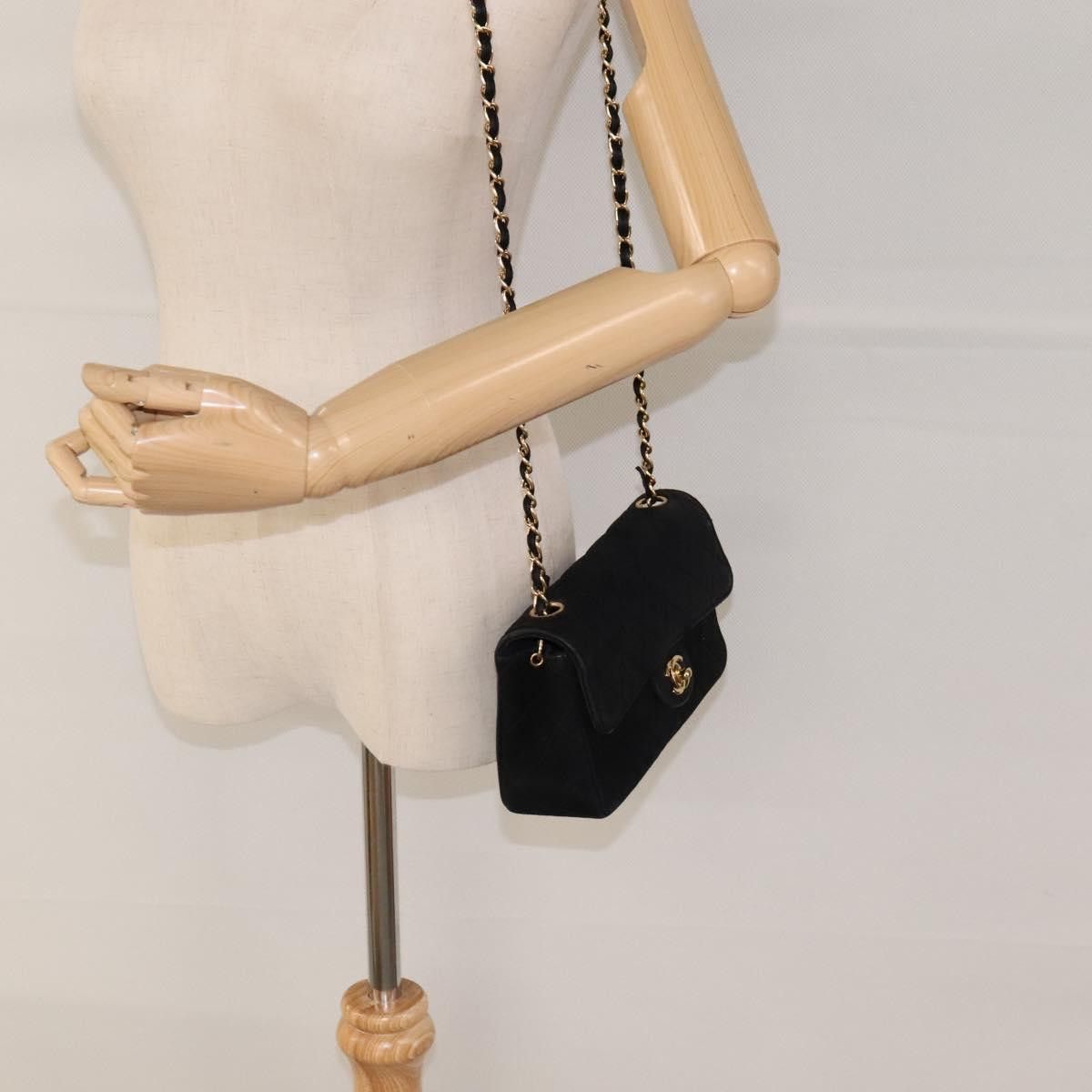 CHANEL Matelasse Chain Shoulder Bag Suede Black CC Auth 116698